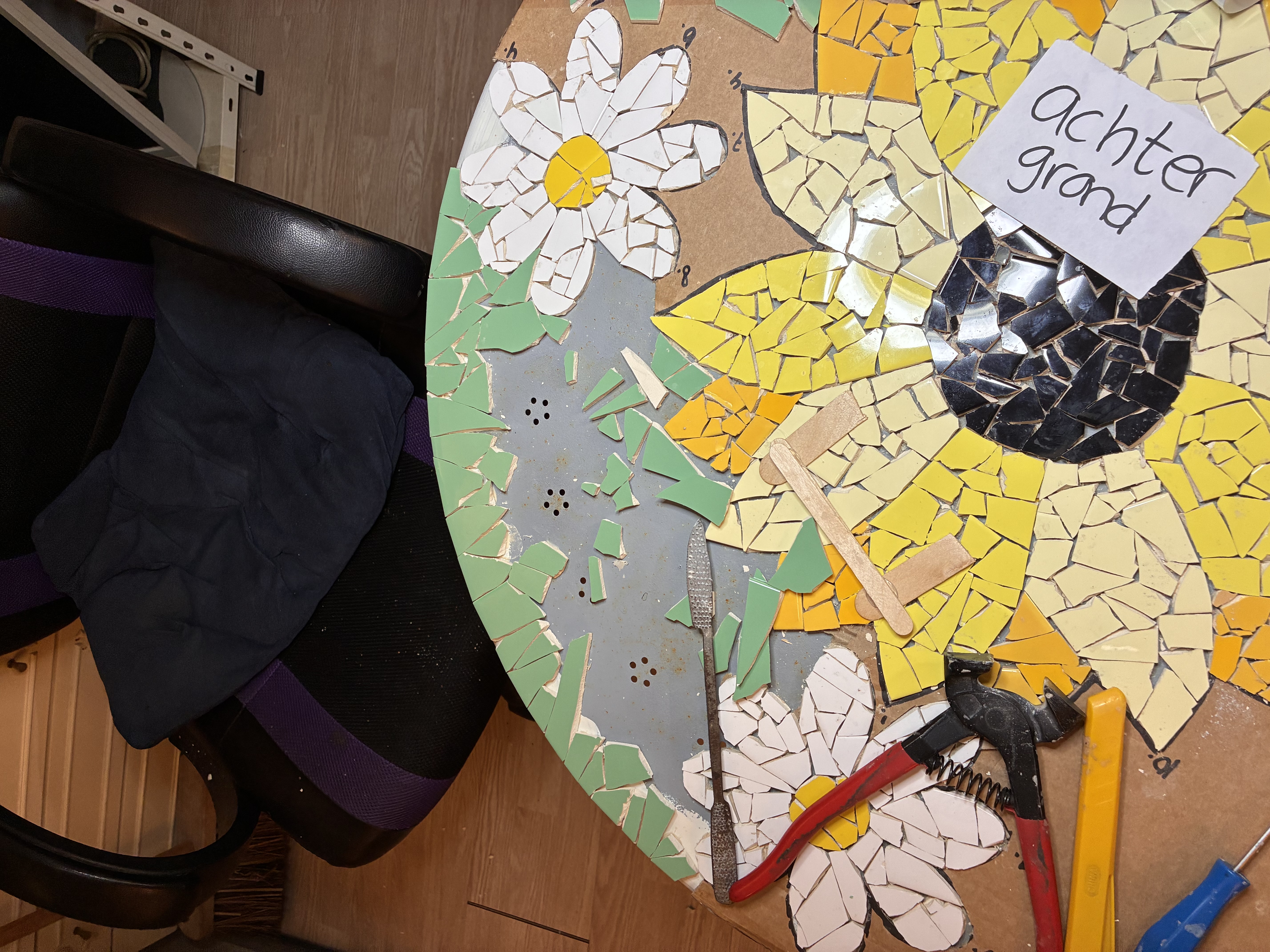 Foto 28 bij Artikel Daar is die dan, het project: De Mozaiektafel!.