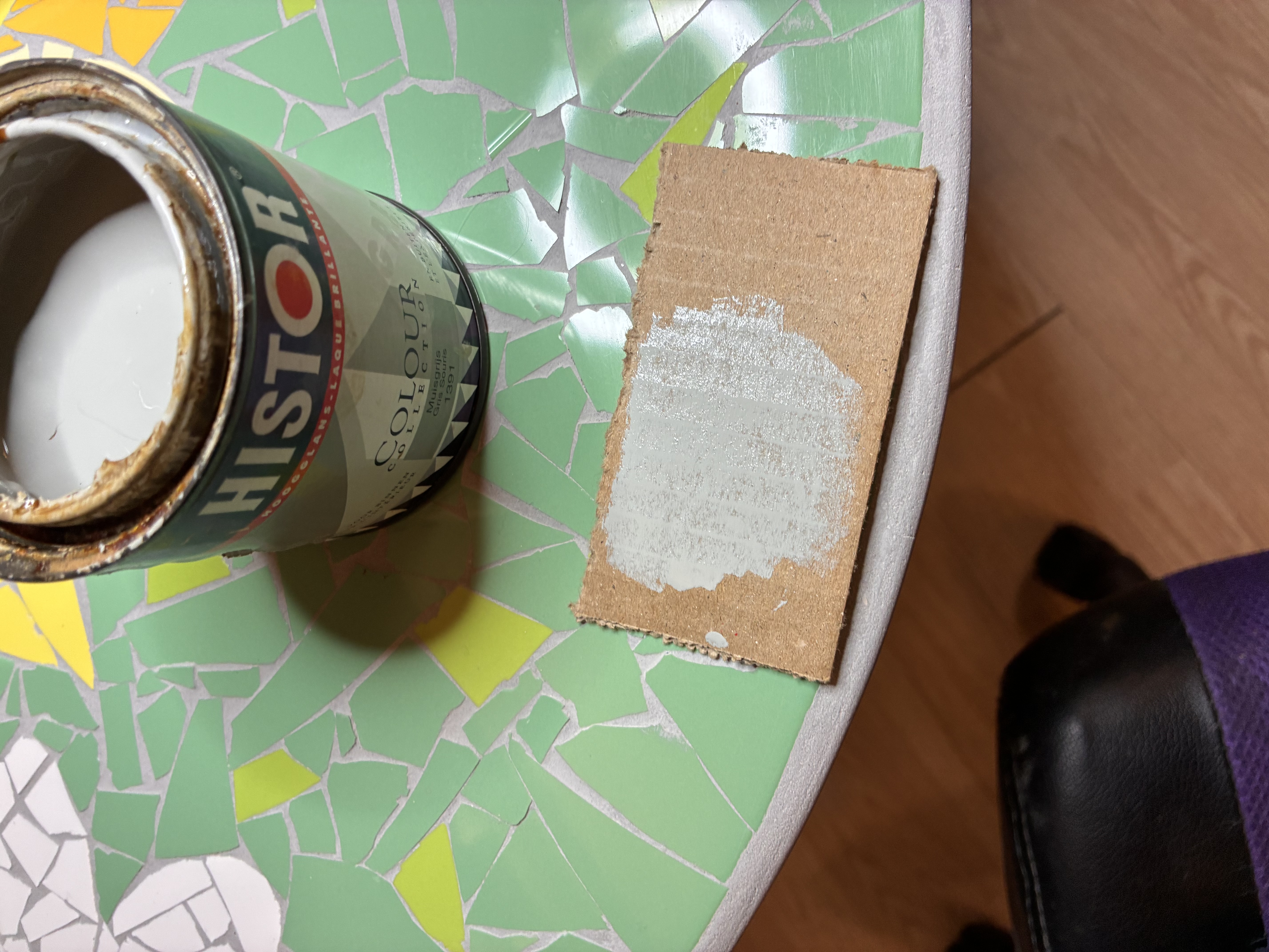 Foto 4 bij Artikel Daar is die dan, het project: De Mozaiektafel!.
